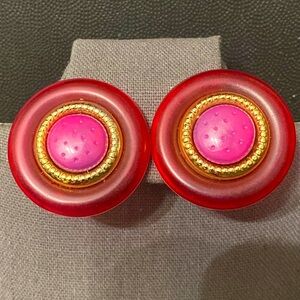 Vintage 80’s Purple & Red Round large button clip on earrings